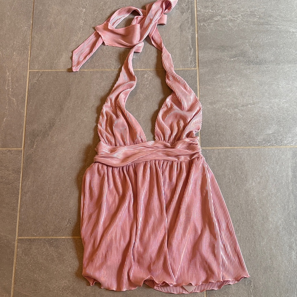 Sleeveless Halter Pink Pleated Women’s Dress
